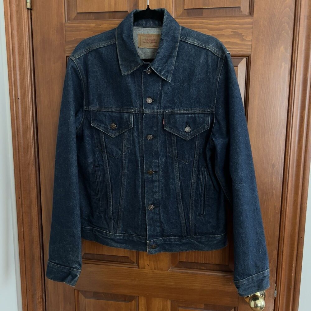Vintage 1980s Levi's 71506-0216 Type III Trucker Denim Jacket Size 42L Dark Wash